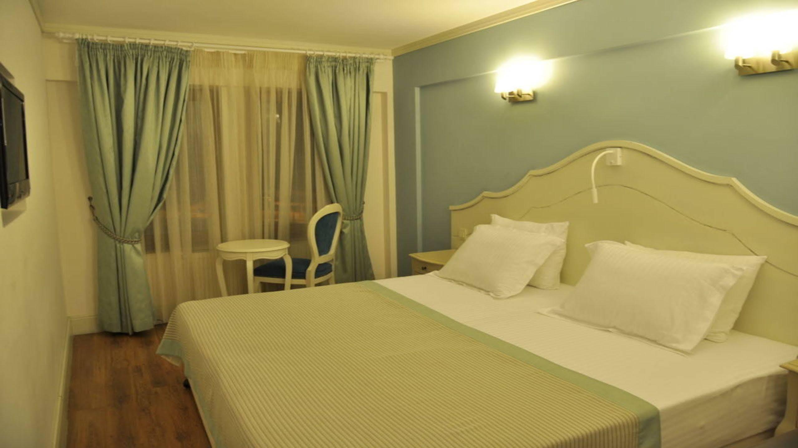 Hotel Limani Чанаккале Екстериор снимка